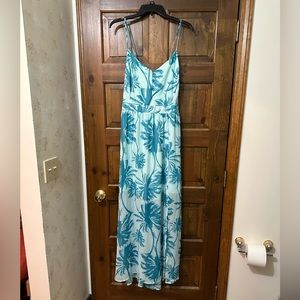 Candies XXL spaghetti strap tropical side split dress